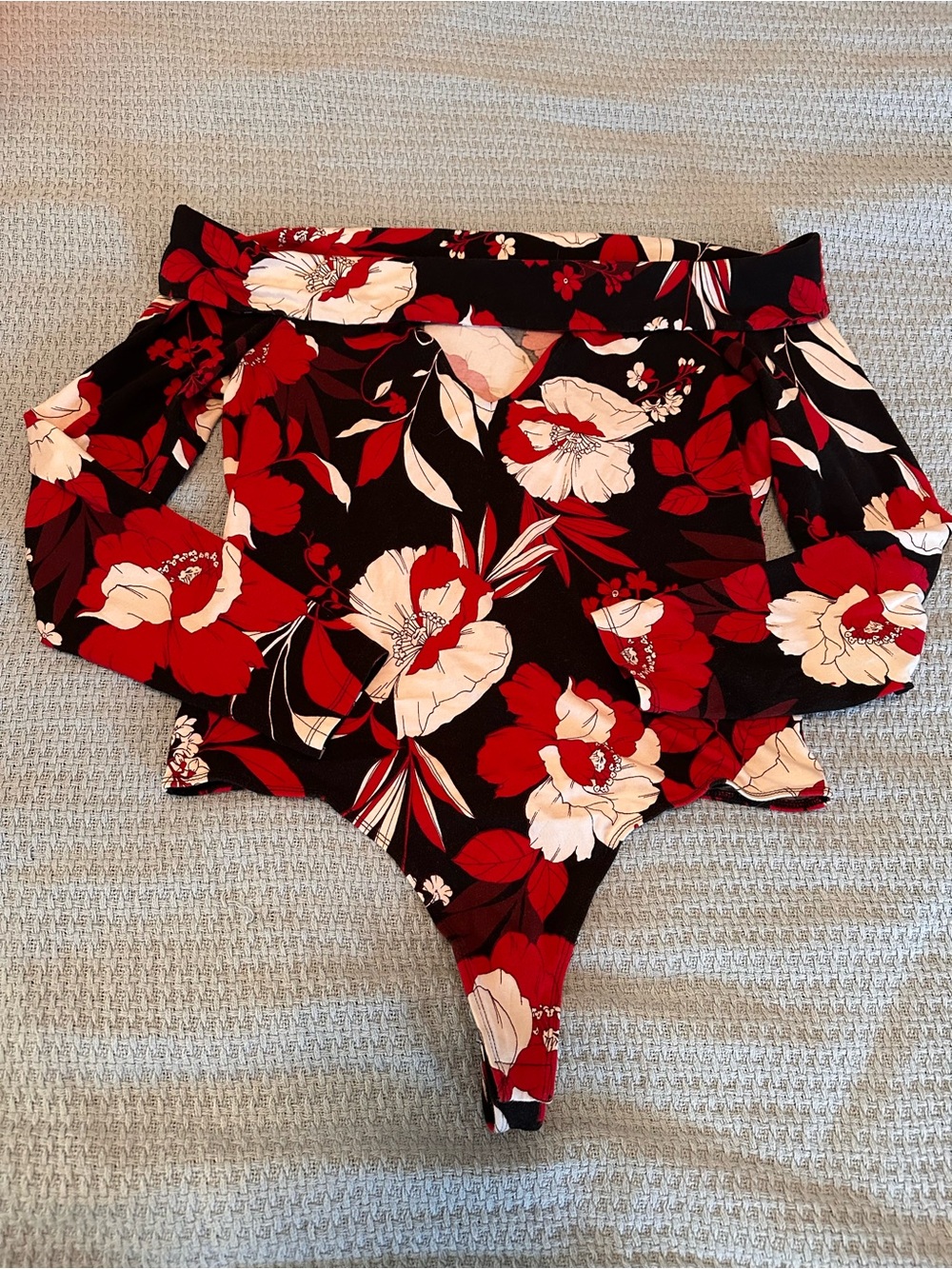 Guess xl bodysuit